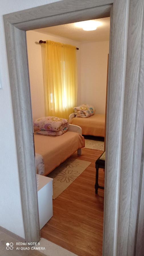Holiday Home Marija Vrlika Экстерьер фото